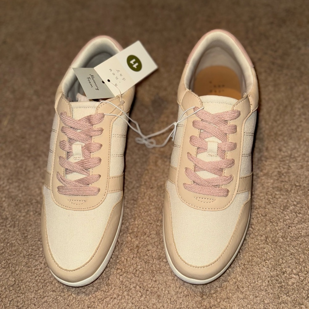 Sneakers in Cream and Pink by A New Day